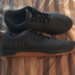Nobull trainers size 11